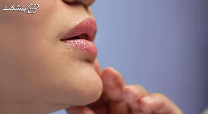 دلایل لرزش لب و تشخیص آن-پزشکت